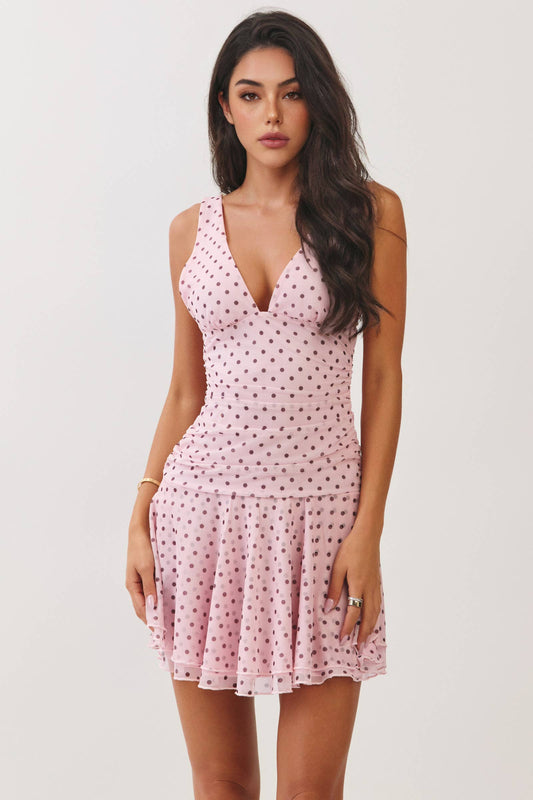 PRINTED V-NECK W/SIDE RUCHED FLARE MINI DRESS: CHALK PINK-FUDGE POLKA DOT / S-M-L